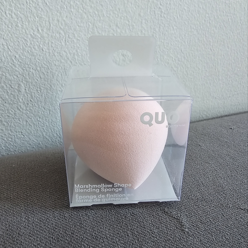 QUO Marshmallow Shape Blending Sponge